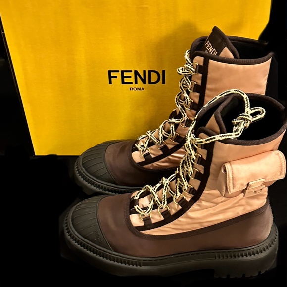 FENDI BIKER BOOTS - Picture 5 of 5
